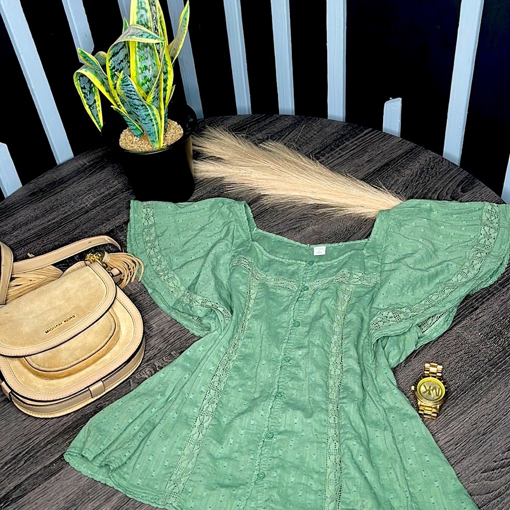 Used green blouse